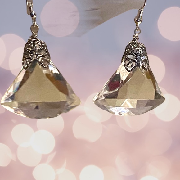 Hand Crafted Earrings Chandelier Clear Acrylic Diamond Dangle Long Pierced - Picture 6 of 7